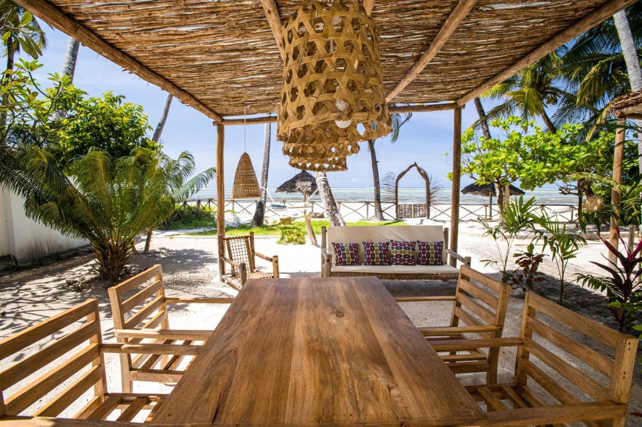 Kima Serviced Beach House & Suites Bwejuu Exterior foto